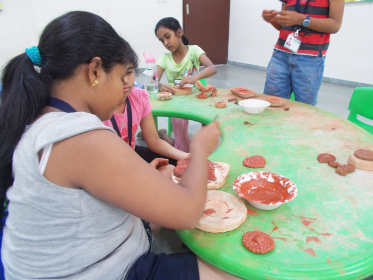 clay modeling pic